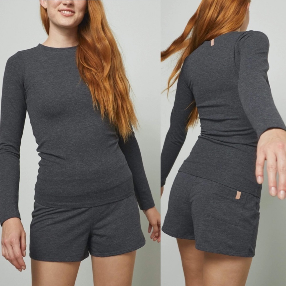 Lunya Restore long sleeve top and Short Set in mercurial grey sz L